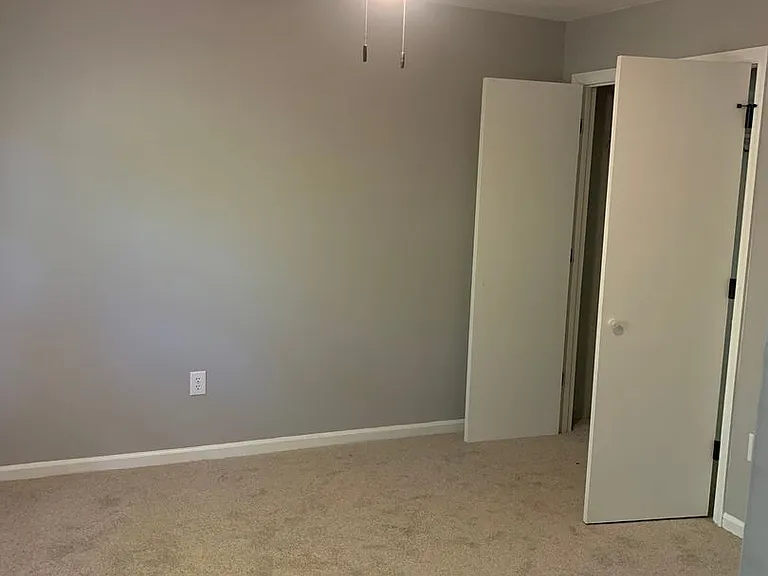 216 Mark Twain Cir — Photo 17