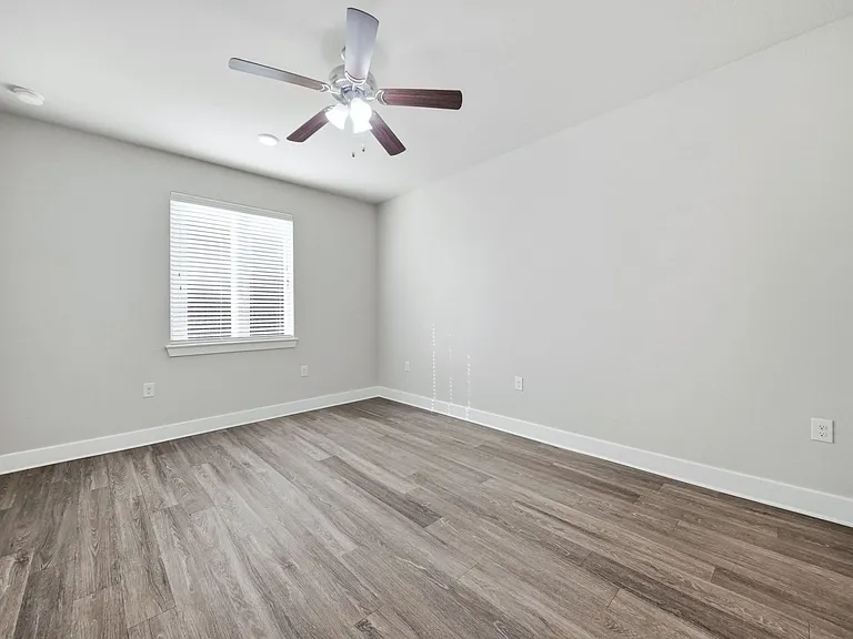 602 Cherry St — Photo 12