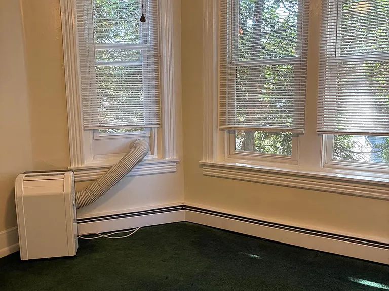 330 Broad St #2R — Photo 13