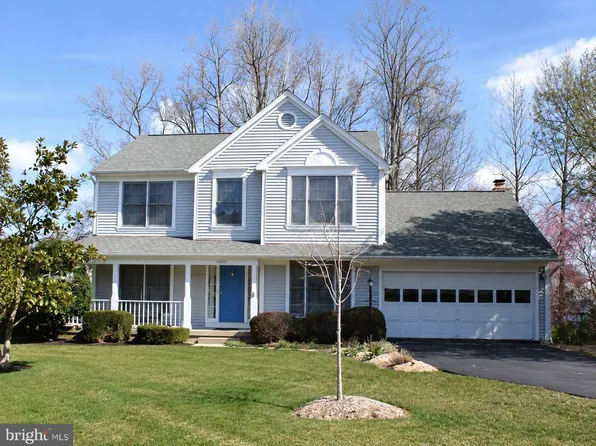 12000 Mojave Ln, Woodbridge, VA 22192