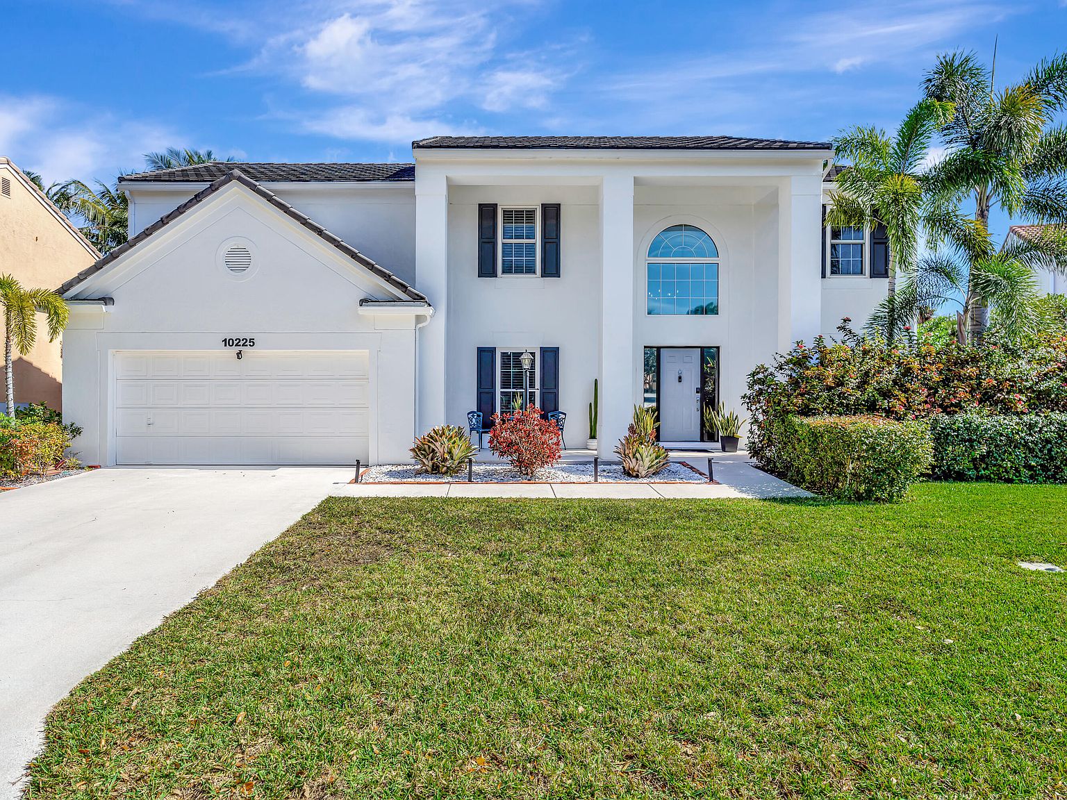 10225 Hunt Club Lane, Palm Beach Gardens, FL 33418 | Zillow