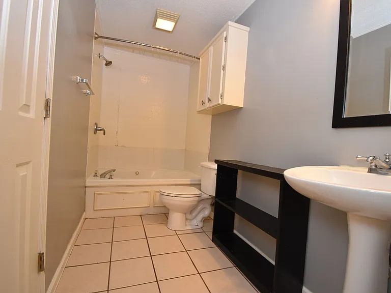 1172 Christpher Ln — Photo 18