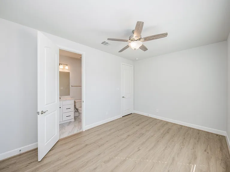 29819 Breezy Pines Loop — Photo 11