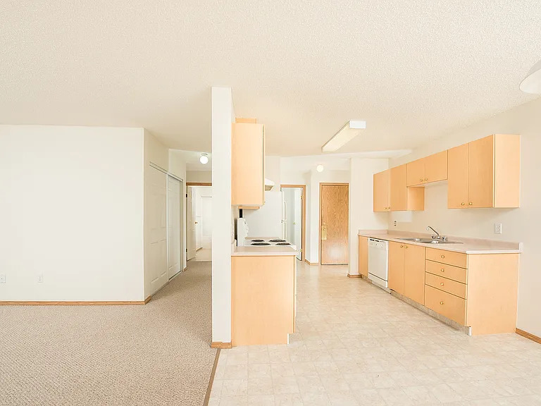 620 King St — Photo 9