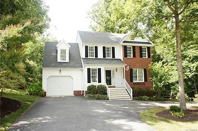 1st image of 712 Coralberry Dr