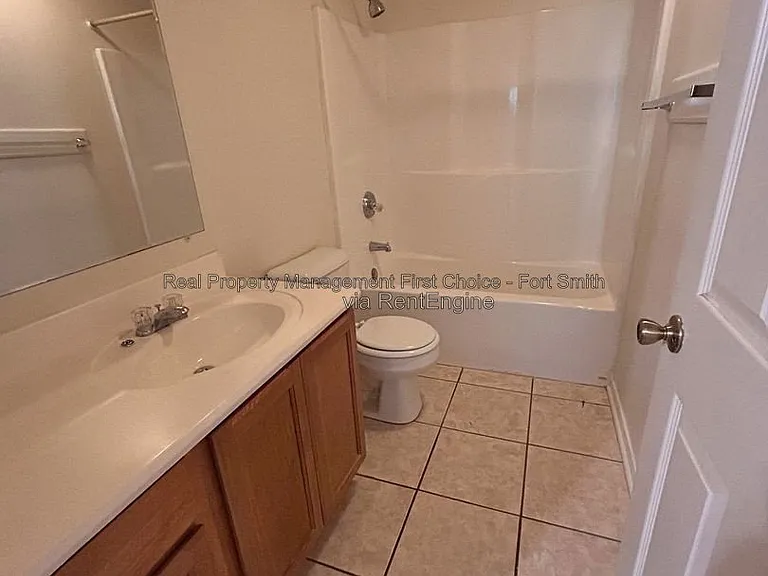 1431 Brazil Ave — Photo 7