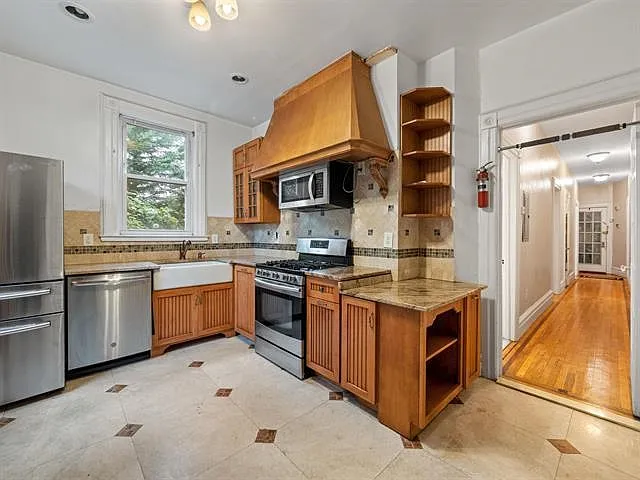 44 Fulton St #1 — Photo 7