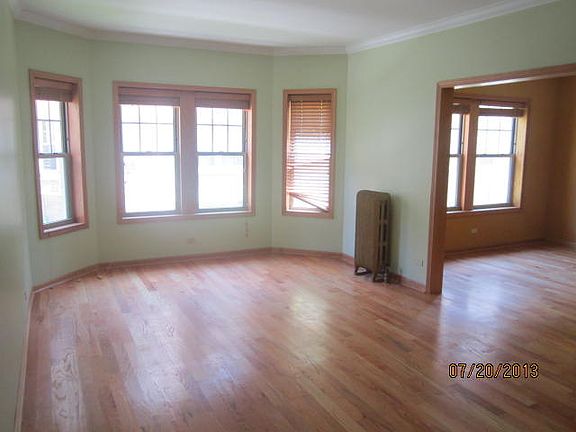 4th image of 247 Washington Blvd APT 1A