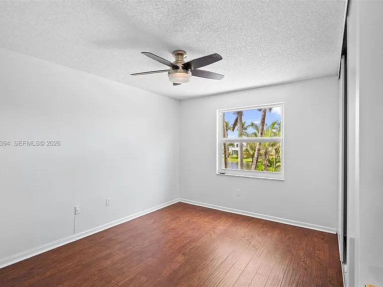15835 NW 7th St — Photo 23