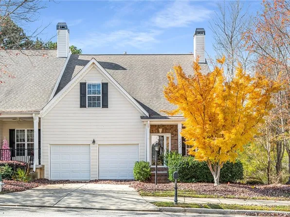 111 Portico Pl, Newnan, GA 30265