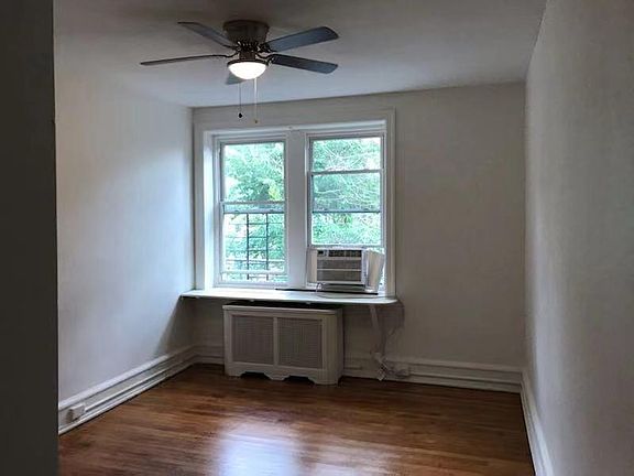 5th image of 4112 Baltimore Ave #20