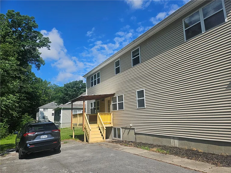 7 Sanctuary Dr #A — Photo 1