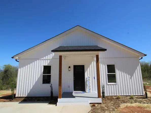 625 South St, Bedford, VA 24523