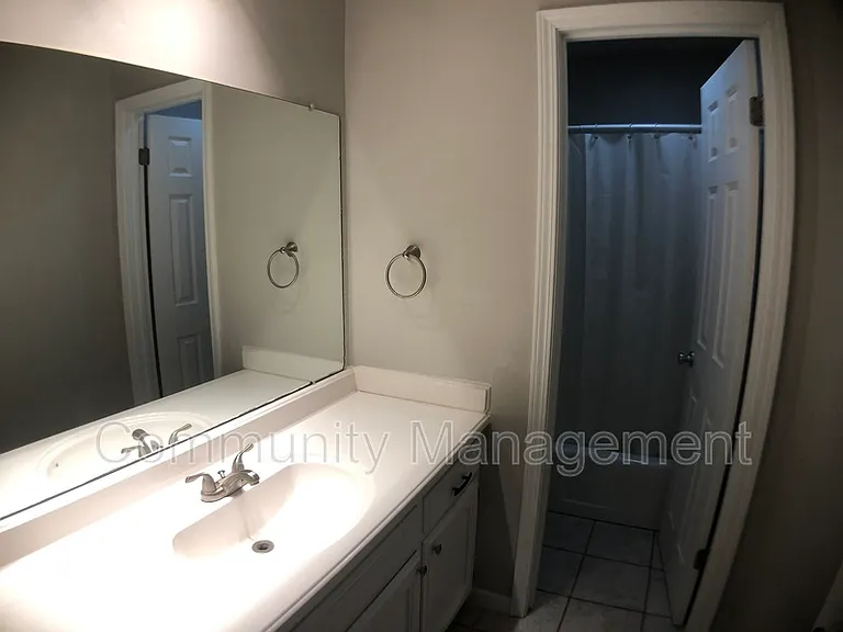 7910 Bayou Fountain Ave — Photo 6