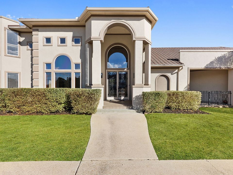 1st image of 1202 Regents Park Ct