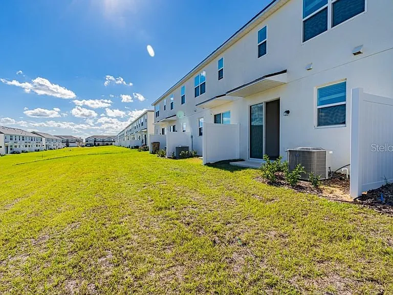 1187 Boardwalk Pl — Photo 11