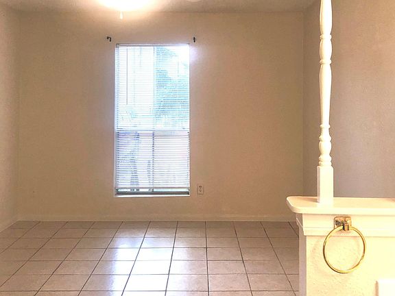 5th image of 1516 Bay Area Blvd APT E3