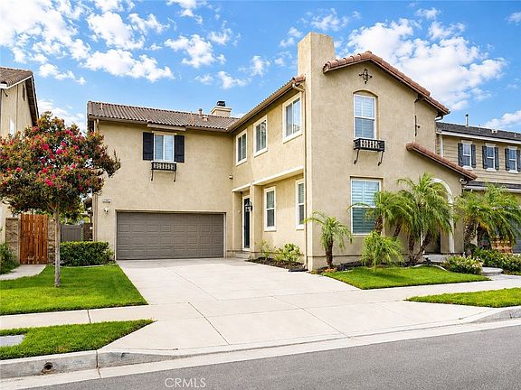 3rd image of 11082 Kalmia Ct