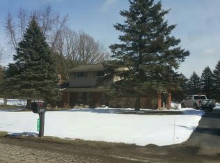 4375 Rohr Rd, Orion, MI 48359