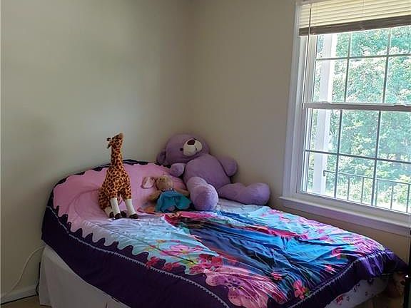 4th image of 5115 Cheshire Dr