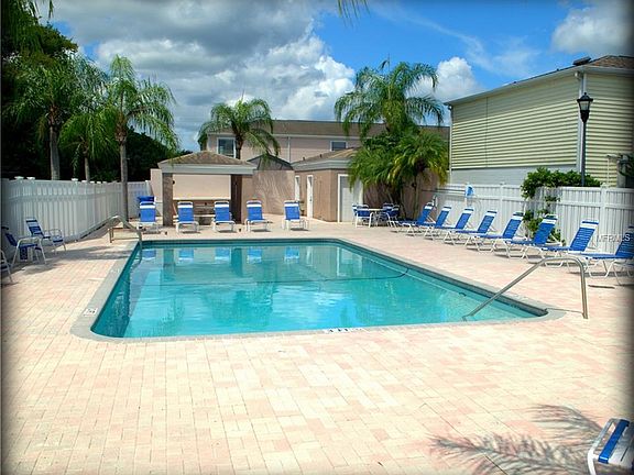 3rd image of 11817 Cypress Hill Cir