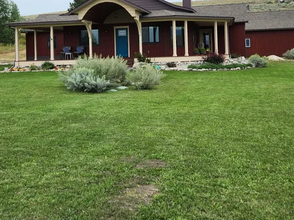 2305 Kelsey Ln, Stevensville, MT 59870