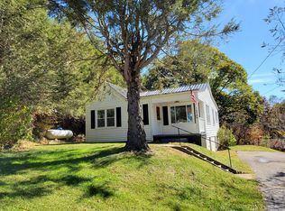10 E 6th St, West Jefferson, NC 28694