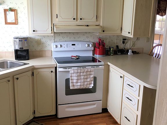 5th image of 9919 Cypress Lakes Dr