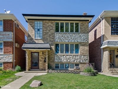 7820 W Addison St, Chicago, IL, 60634