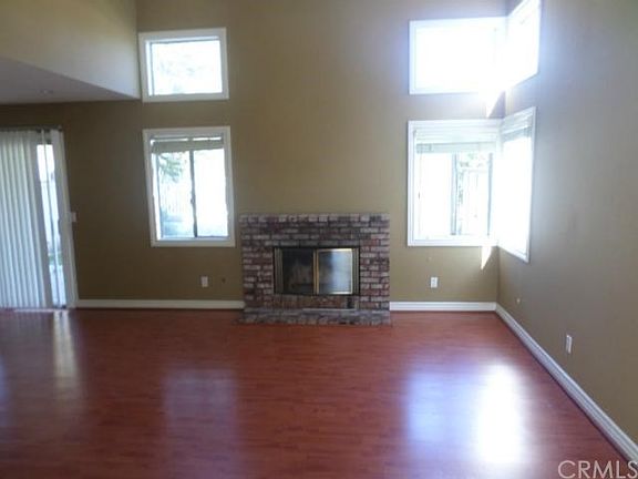 4th image of 2446 Saratoga Ln