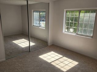 5809 N Reseda Blvd #107, Tarzana, CA 91356