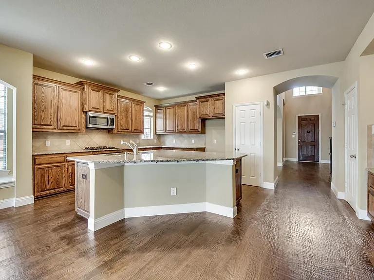 6072 Wallis Dr — Photo 12