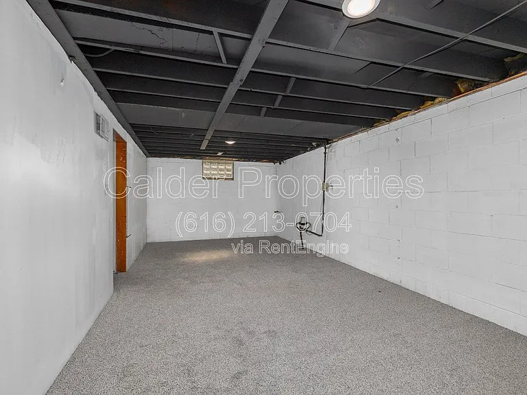 105 Morning Glory St SW — Photo 16