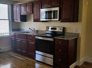 477 Middle St APT 1, Fall River, MA 02724