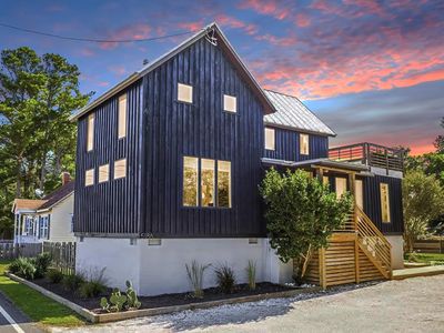 5186 Main St, Chincoteague Island, VA, 23336