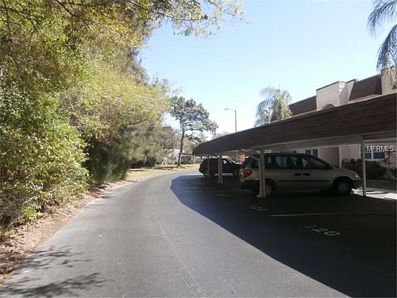 4th image of 220 Cedarwood Cir #220