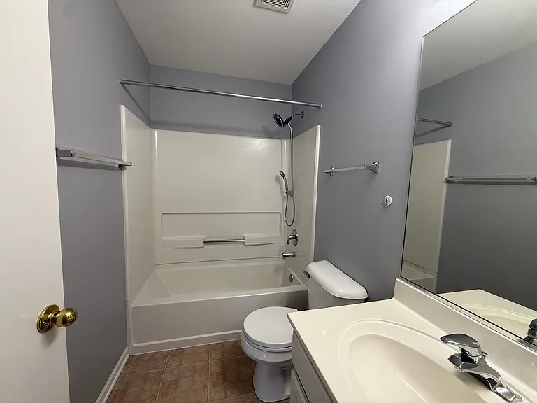 2250 Stoughton Dr #2250 — Photo 33
