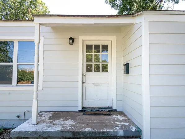 1917 W Admiral Ave, Stillwater, OK 74074