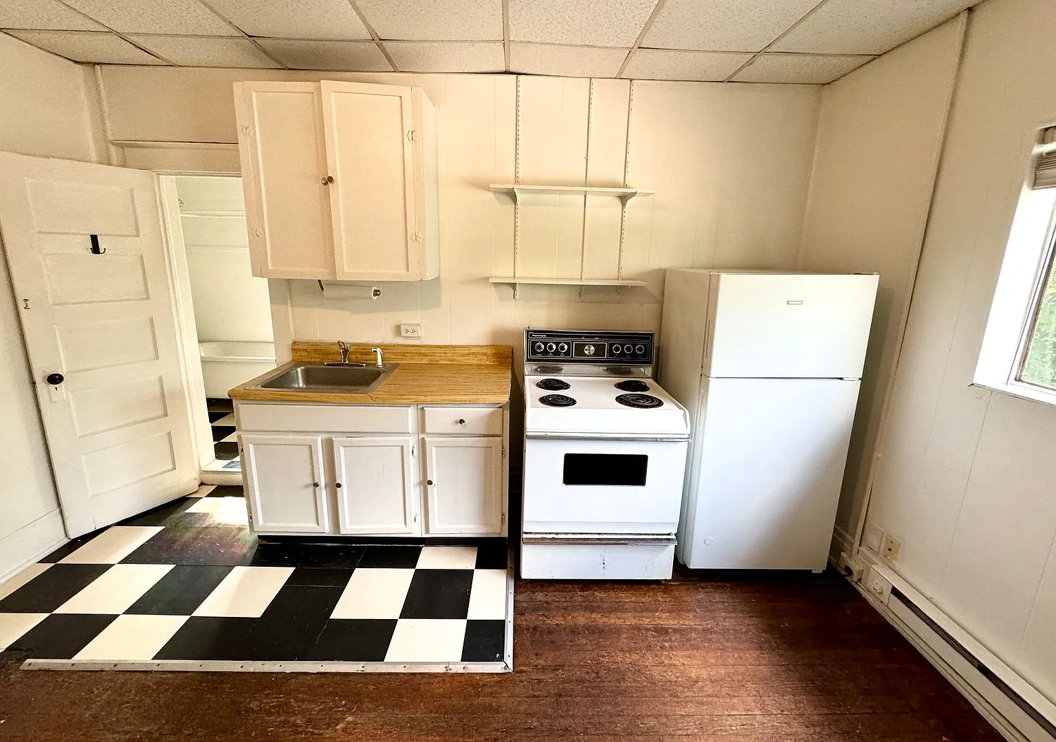 118 S Boylan Ave — Photo 4