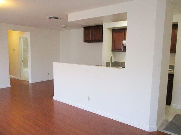 2nd image of 1493 N Altadena Dr APT D