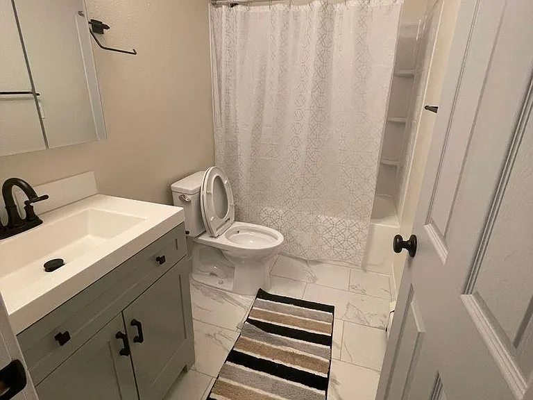 804 Columbia Ave #5 — Photo 9