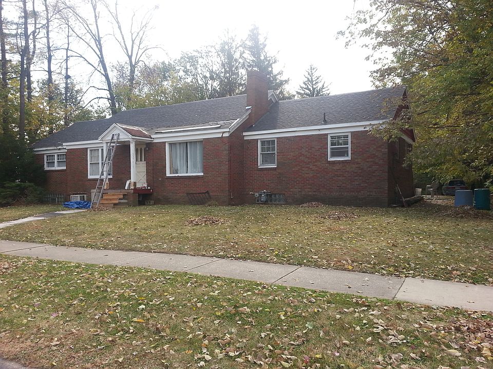 1st image of 1518 E Knox St