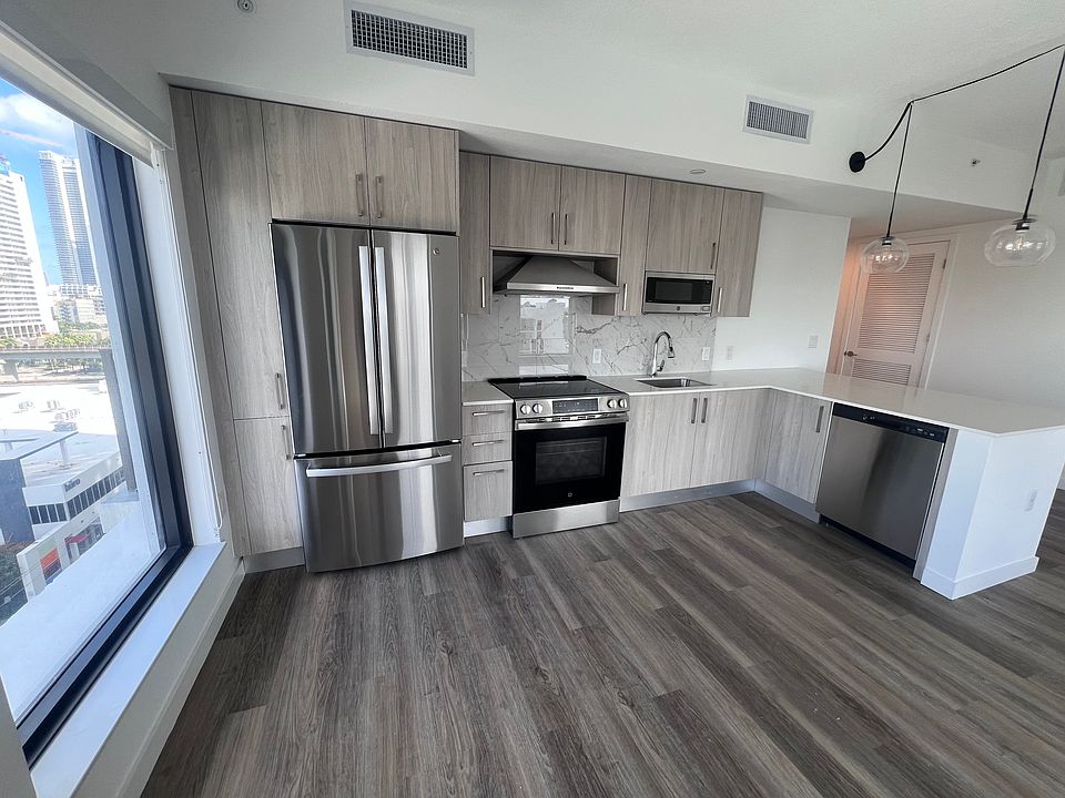 1st image of 1100 N Miami Ave #C