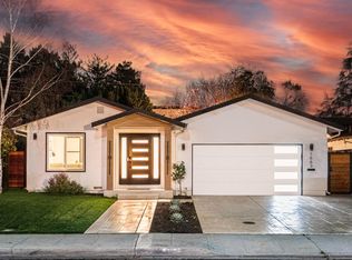 1663 Morgan St, Mountain View, CA 94043