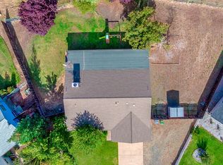 3053 Seminole Dr, Redding, CA 96001