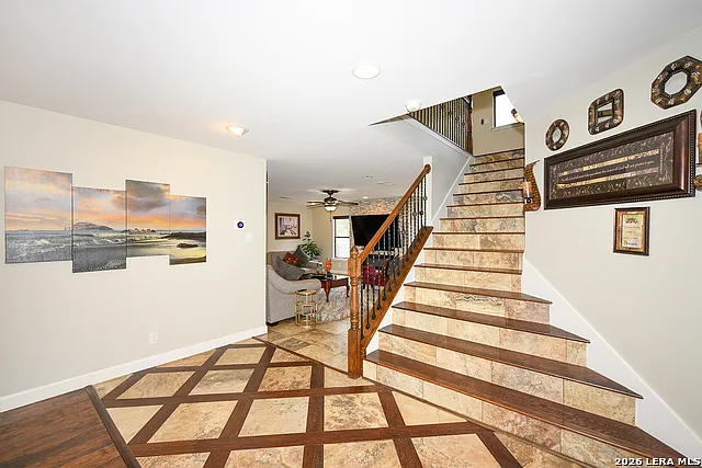 5 bed, 3.0 bath, 3288 sqft, $3,000 — Photo 3