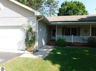 1509 Grays Ln, Kingsley, MI 49649