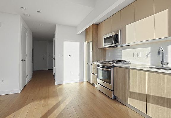 5th image of 42-20 24th St #45F