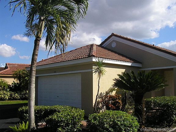 2nd image of 1576 Mira Vista Cir #1576