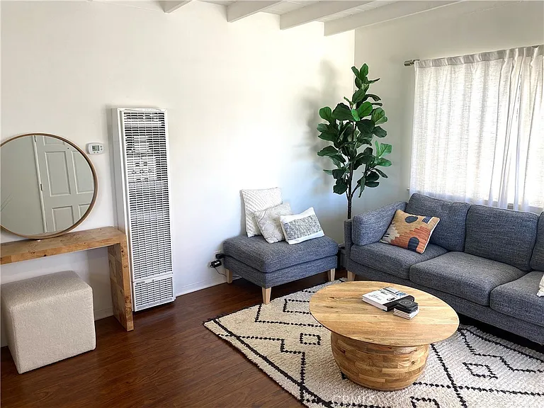 720 Narcissus Ave — Photo 18